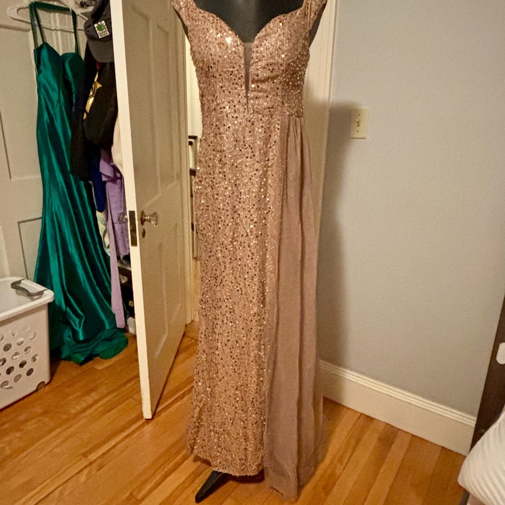 Sparkling Sequin Maxi Gold Dress